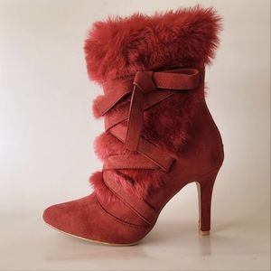 Red Fur-Pointed toe women's boots